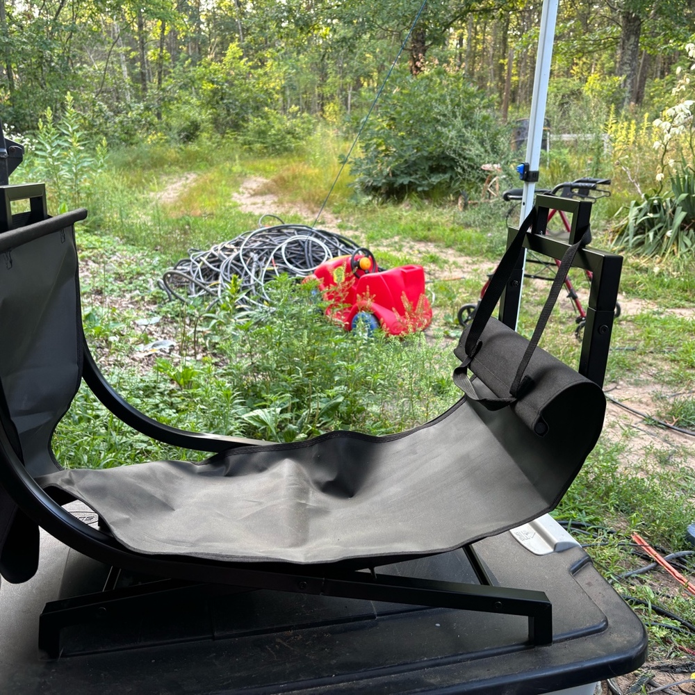 Log holder and carrier fireplace